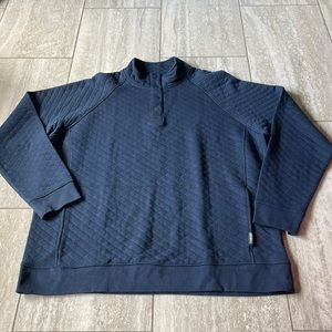 Like New Eddie Bauer XL ,gray front snap opening,quilted,raglan,sweater for men